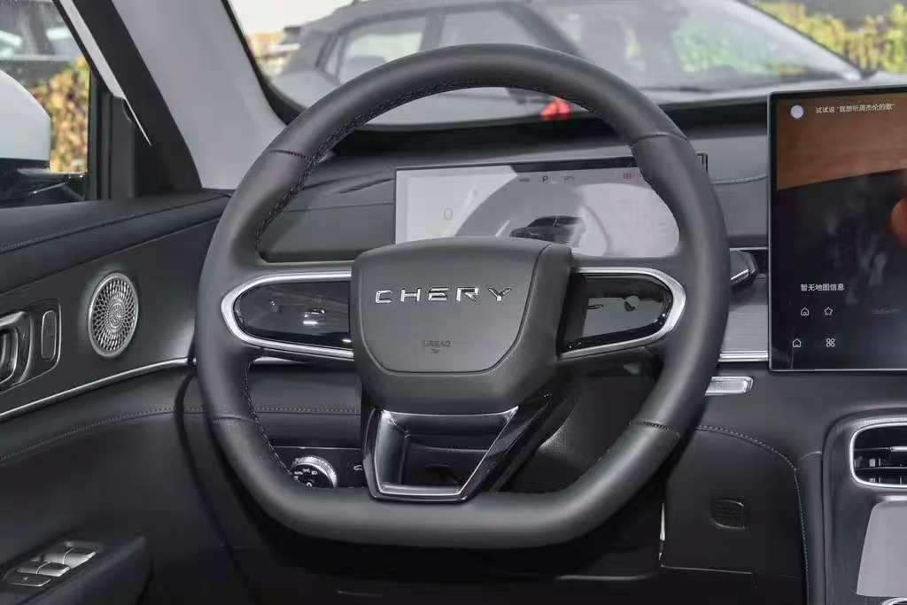 第四代CS75PLUS鲸悦版来了，对比瑞虎8PLUS豪华型选谁更好？插图11