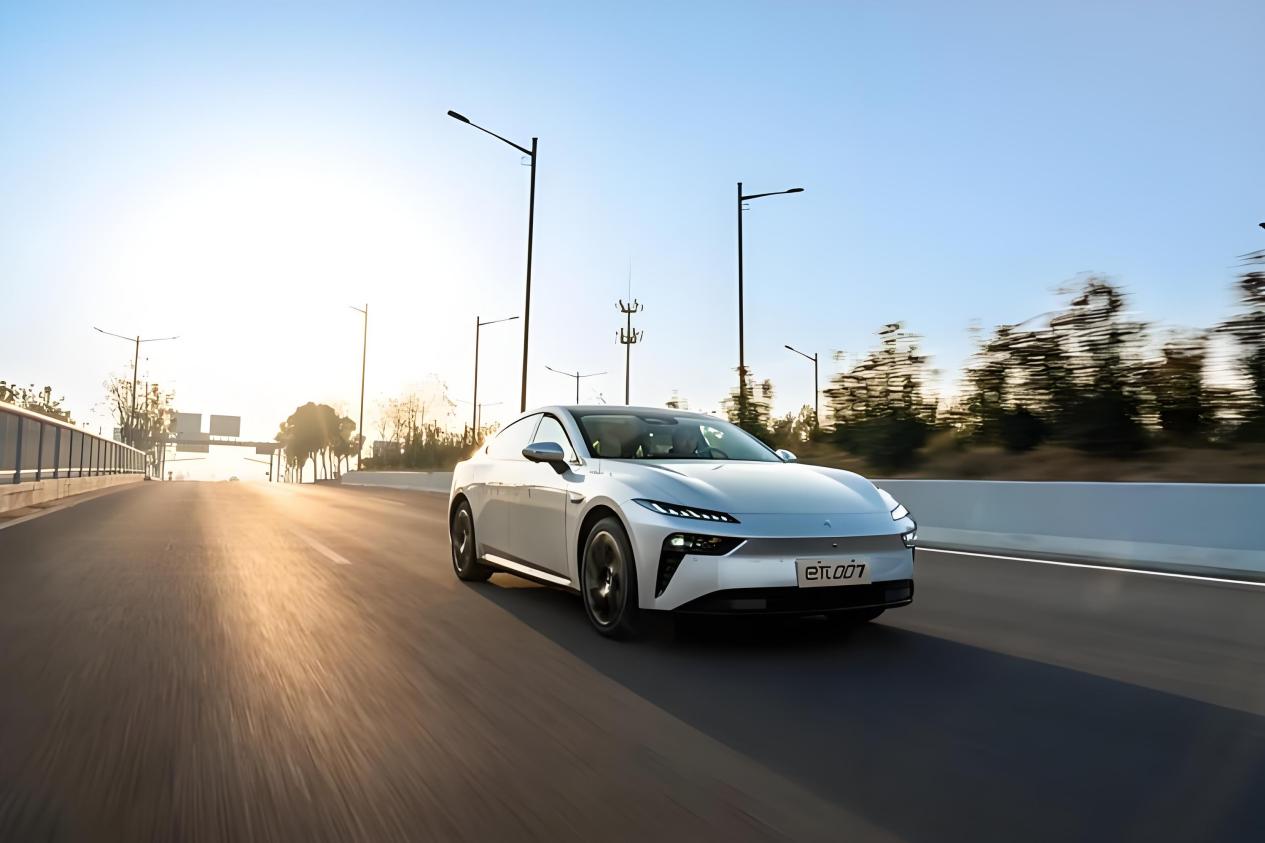 3.15| 东风奕派：从"集团宠儿"到"市场弃子"谁在杀死中国造车梦？插图5