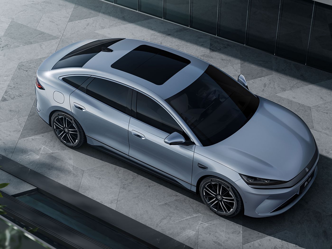 秦L纯电版11.98万起，此前DM-i版9.98万起，这价位竞争力如何？插图1