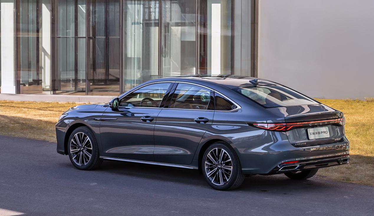 预售价11.99-13.59万元,奇瑞艾瑞泽8 PRO开启预售插图2 预售价11.99-13.59万元,奇瑞艾瑞泽8 PRO开启预售插图2