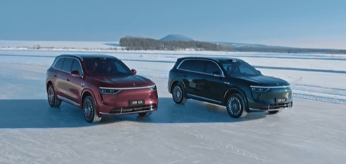 “全能车王”问界M8小订开启，2025最值得期待的豪华SUV插图1