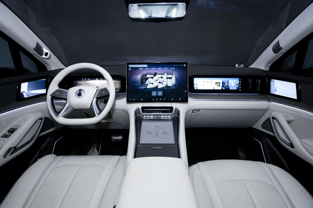 “9”系旗舰SUV 腾势N9正式上市：38.98万元起插图6