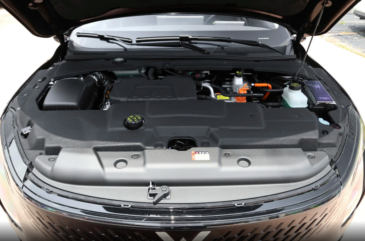 插混有多香?这台顶配五菱10.28万,一箱油跑遍半个中国插图1 插混有多香?这台顶配五菱10.28万,一箱油跑遍半个中国插图1