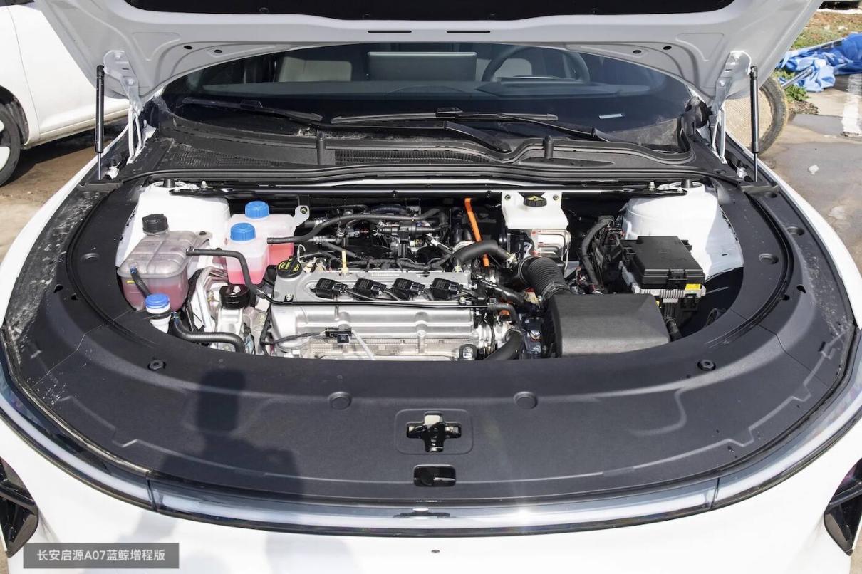 秦L DM-i遇到硬茬儿,启源07增程版11.99万开售,C级车就是不一样插图1 秦L DM-i遇到硬茬儿,启源07增程版11.99万开售,C级车就是不一样插图1