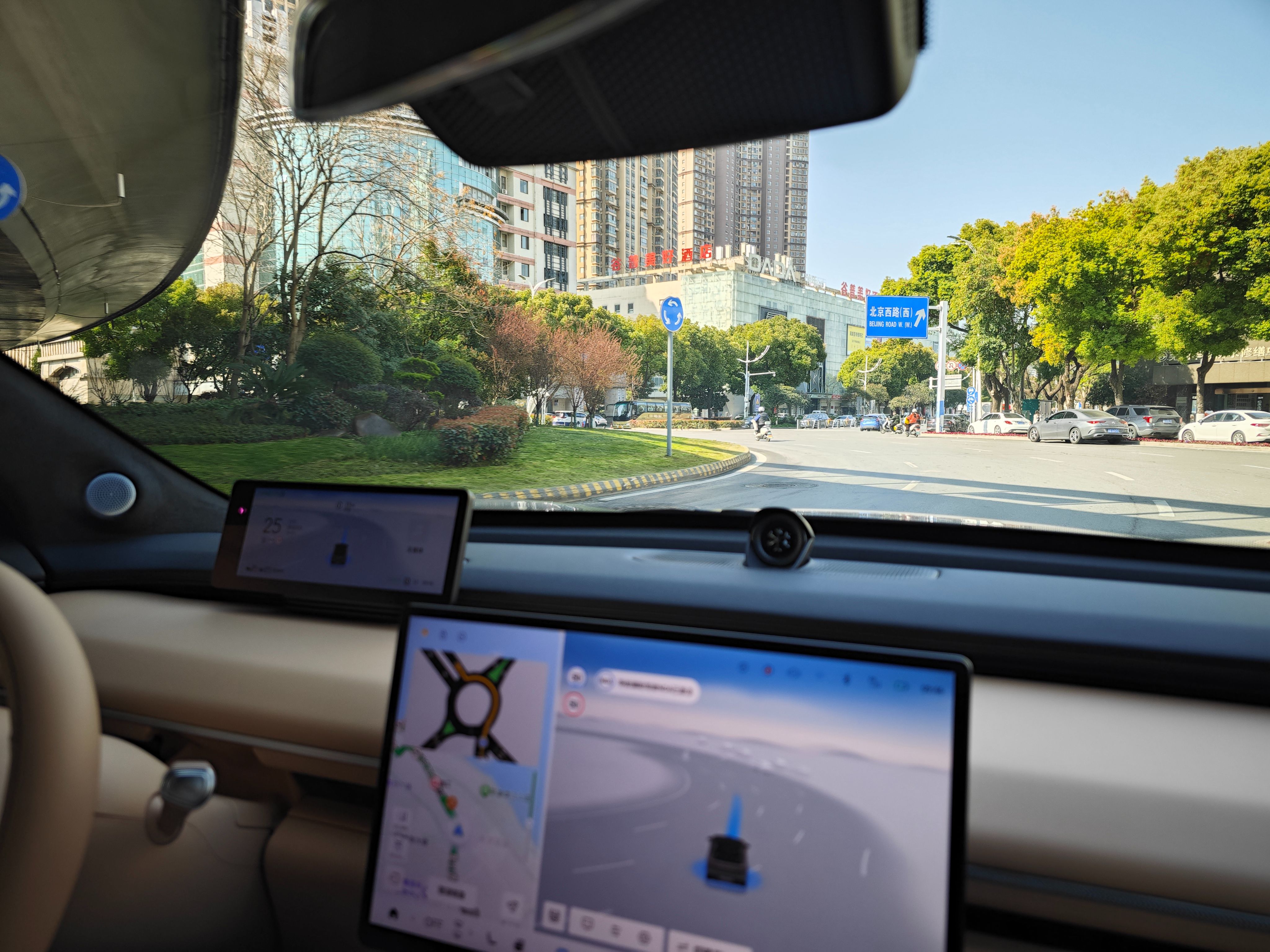 星纪元ET配上猎鹰智驾700,秒变老司机插图7 星纪元ET配上猎鹰智驾700,秒变老司机插图7