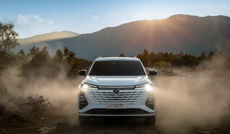 这价格不买对不起自己,长安第三代CS75PLUS冠军版低至7.69万起!插图 这价格不买对不起自己,长安第三代CS75PLUS冠军版低至7.69万起!