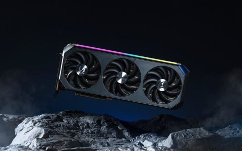 科幻外观配DLSS4极致性能！ 索泰RTX 5080显卡全面测评