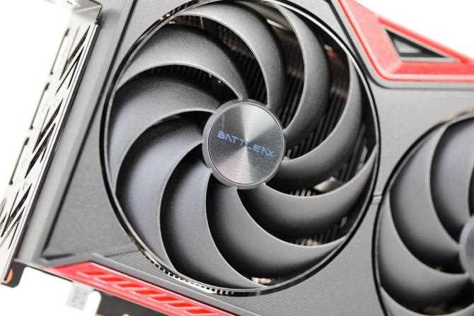 七彩虹战斧RTX 5070 Ti显卡评测: 超频550MHz性能媲美4080S插图13