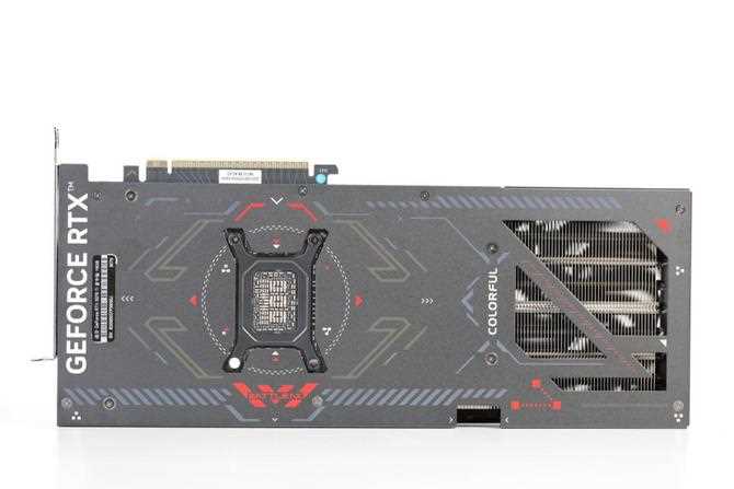 七彩虹战斧RTX 5070 Ti显卡评测: 超频550MHz性能媲美4080S插图15