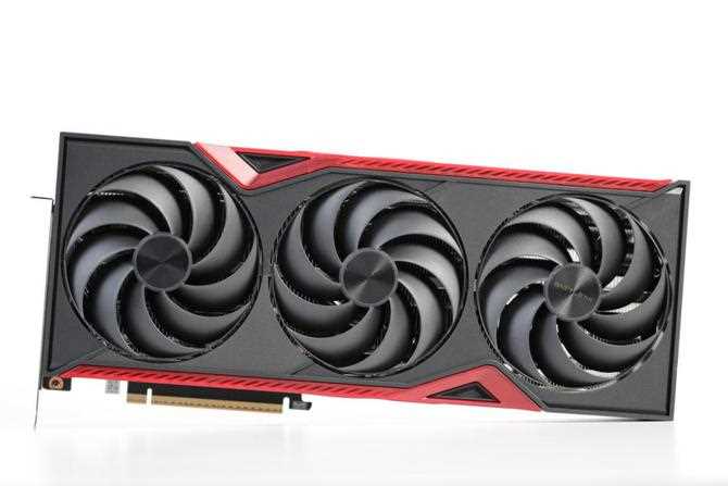 七彩虹战斧RTX 5070 Ti显卡评测: 超频550MHz性能媲美4080S插图5