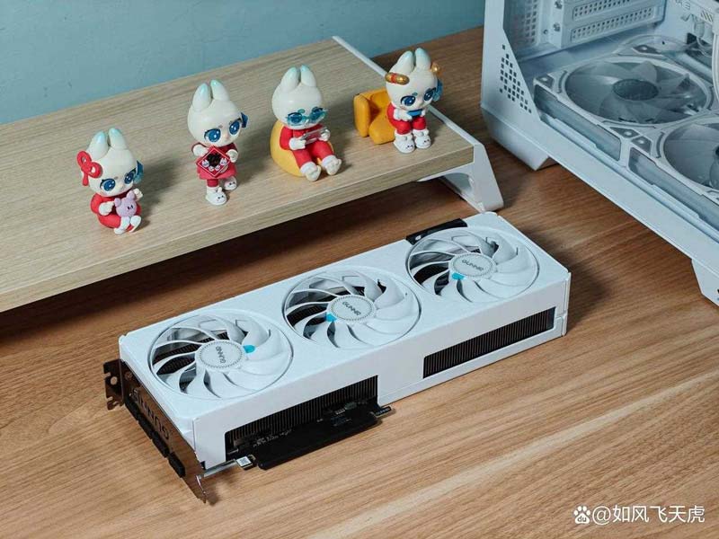 英特尔2代显卡升级完胜N卡4060! 蓝戟B580 Photon 12G OC显卡拆解测评插图2