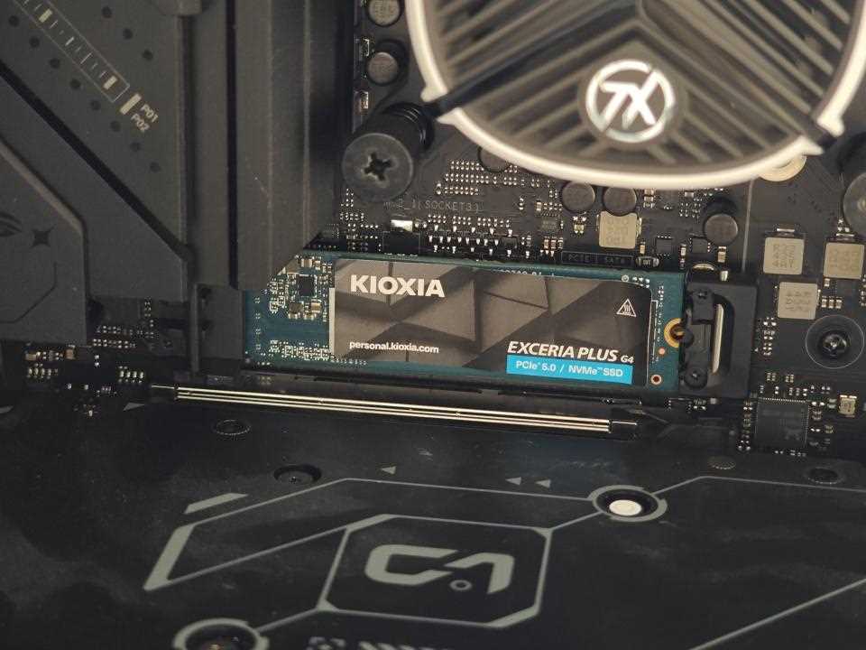 铠侠极至光速VD10 PCIe5.0固态硬盘测评:10000MB/s极速狂飙插图14