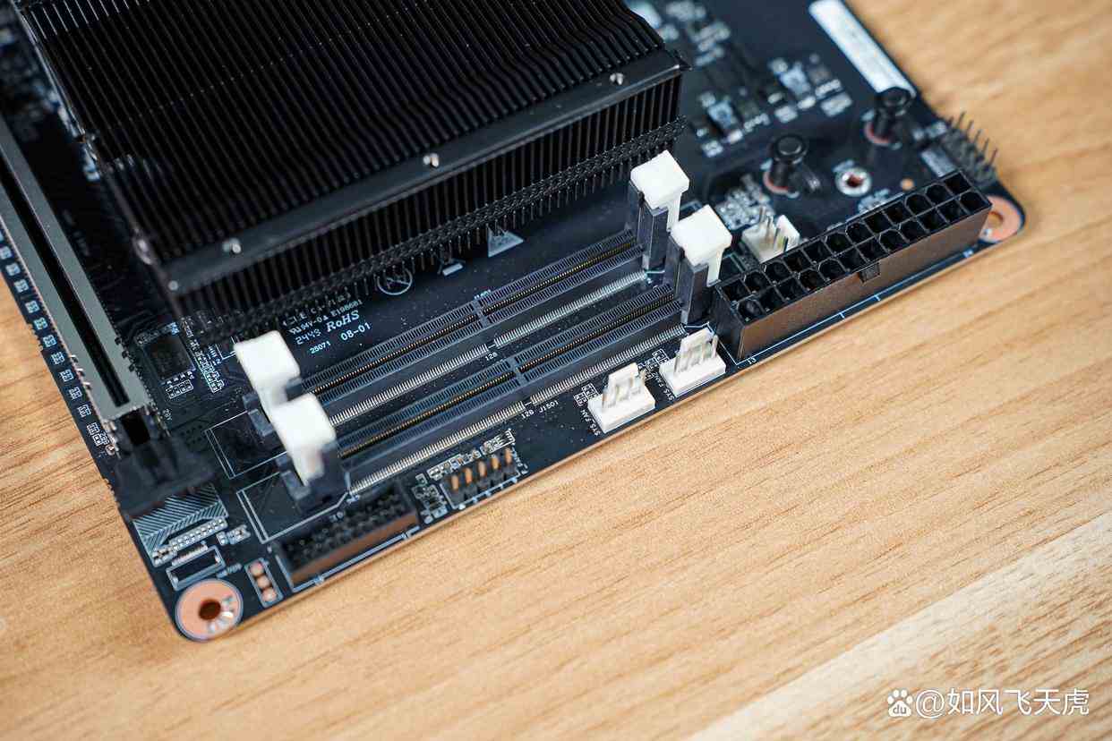 买主板送顶级CPU! 铭凡BD795i SE ITX主板全面测评插图10