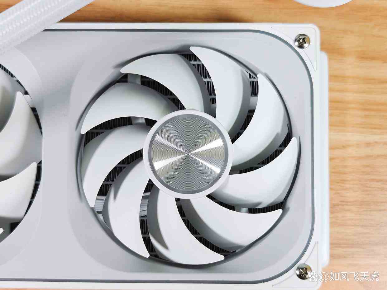 240水冷击败360水冷! 乔思伯TH-240ARGB水冷散热器测评插图3 240水冷击败360水冷! 乔思伯TH-240ARGB水冷散热器测评插图3