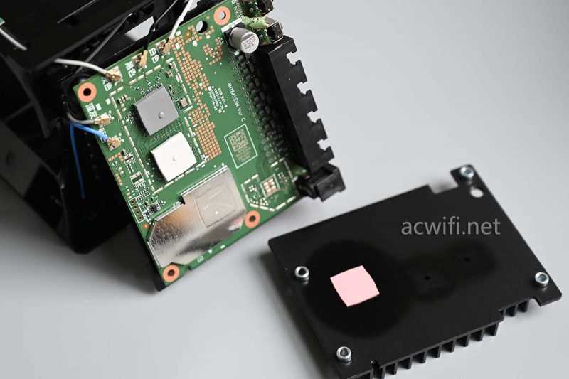 荣耀路由5千兆版怎么样? 荣耀路由器5 BE3600千兆版拆机测评插图13