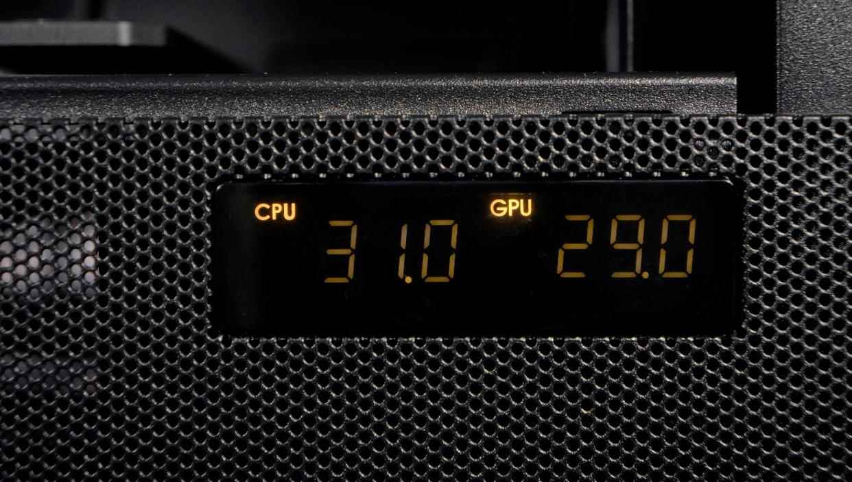 安钛克FLUX Pro对比安钛克FLUX机箱有哪些升级? 安钛克FLUX Pro测评插图4 安钛克FLUX Pro对比安钛克FLUX机箱有哪些升级? 安钛克FLUX Pro测评插图4