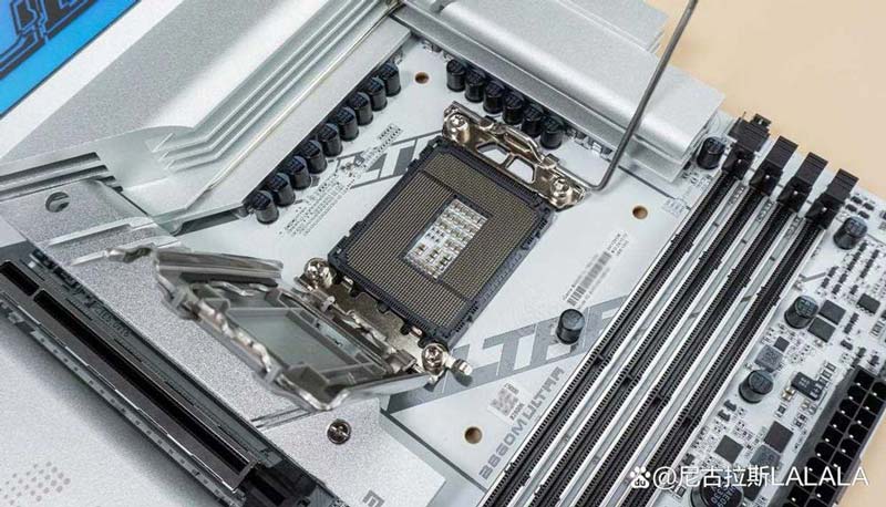 酷睿Ultra7 265K+4070S能否撑到60系显卡发布? 完美避开装机大冤种插图6 酷睿Ultra7 265K+4070S能否撑到60系显卡发布? 完美避开装机大冤种插图6