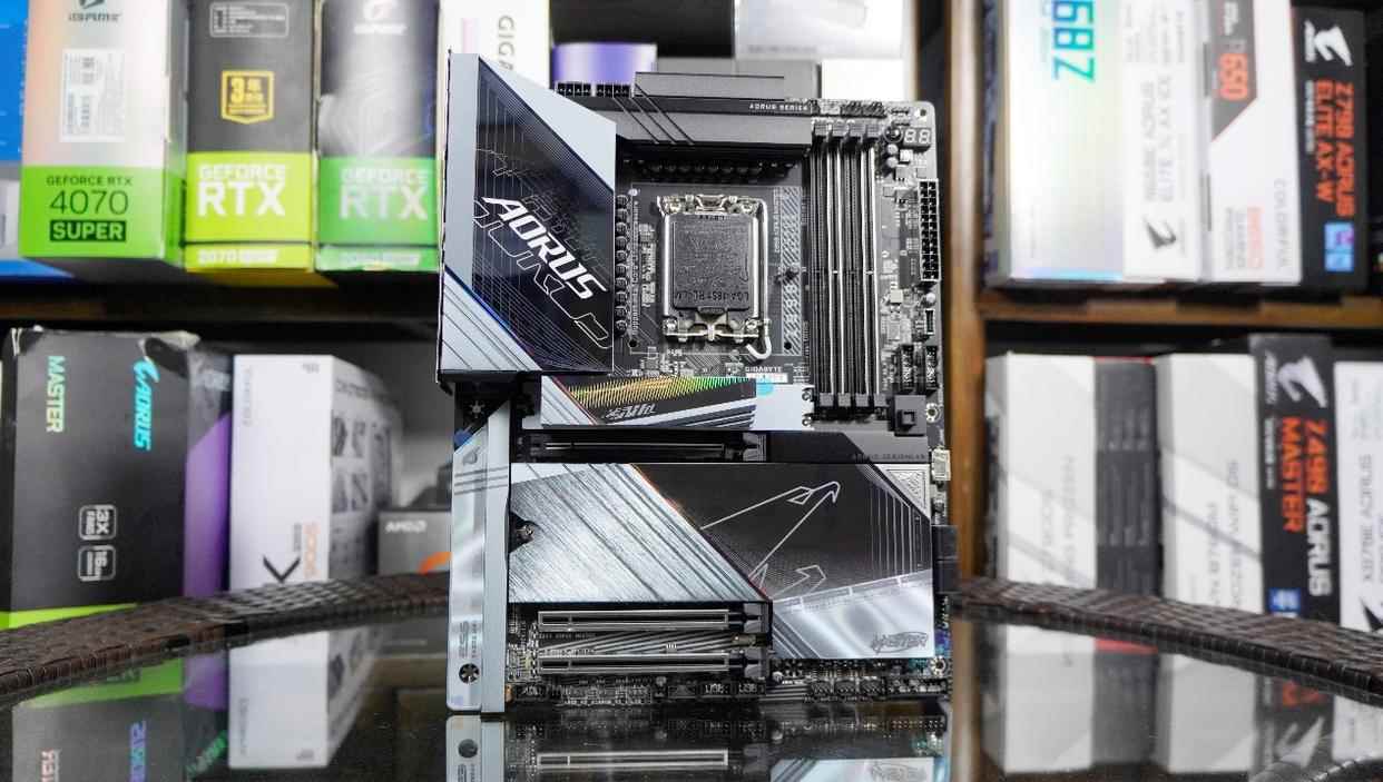 差价百元! Intel同系列显卡10GB显存的B570 还是16GB显存的A770?插图9