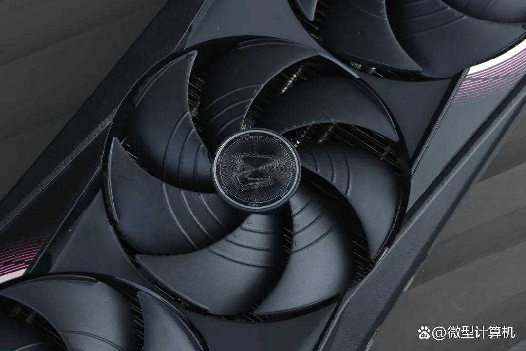 游戏创作俱佳! AORUS GeForce RTX 5070 MASTER超级雕12G显卡测评插图9