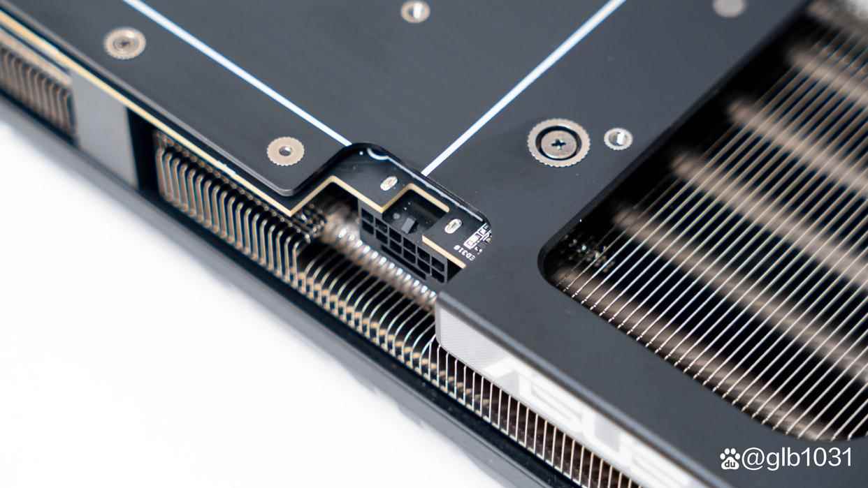 华硕ProArt 全家桶装机推荐: 拥有RTX5080的生产力主机插图44