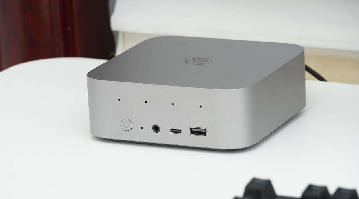 本地化部署DeepSeek有手就行! 零刻SER9 Pro小主机游戏与AI测评