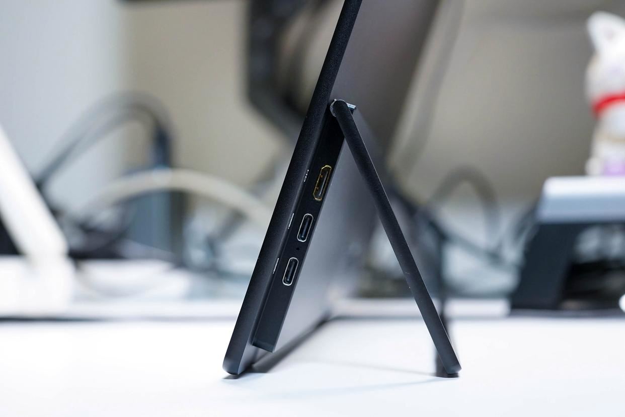 游戏本/掌机怎么搭配便携屏? 2025年外接显示器选购推荐插图12 游戏本/掌机怎么搭配便携屏? 2025年外接显示器选购推荐插图12