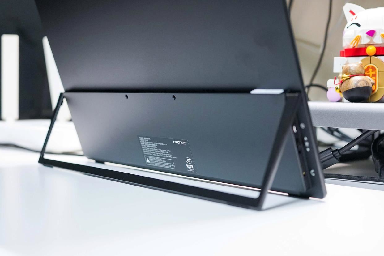 游戏本/掌机怎么搭配便携屏? 2025年外接显示器选购推荐插图13 游戏本/掌机怎么搭配便携屏? 2025年外接显示器选购推荐插图13