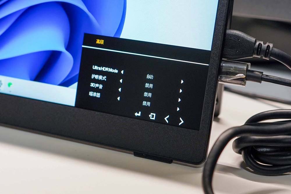 游戏本/掌机怎么搭配便携屏? 2025年外接显示器选购推荐插图19 游戏本/掌机怎么搭配便携屏? 2025年外接显示器选购推荐插图19