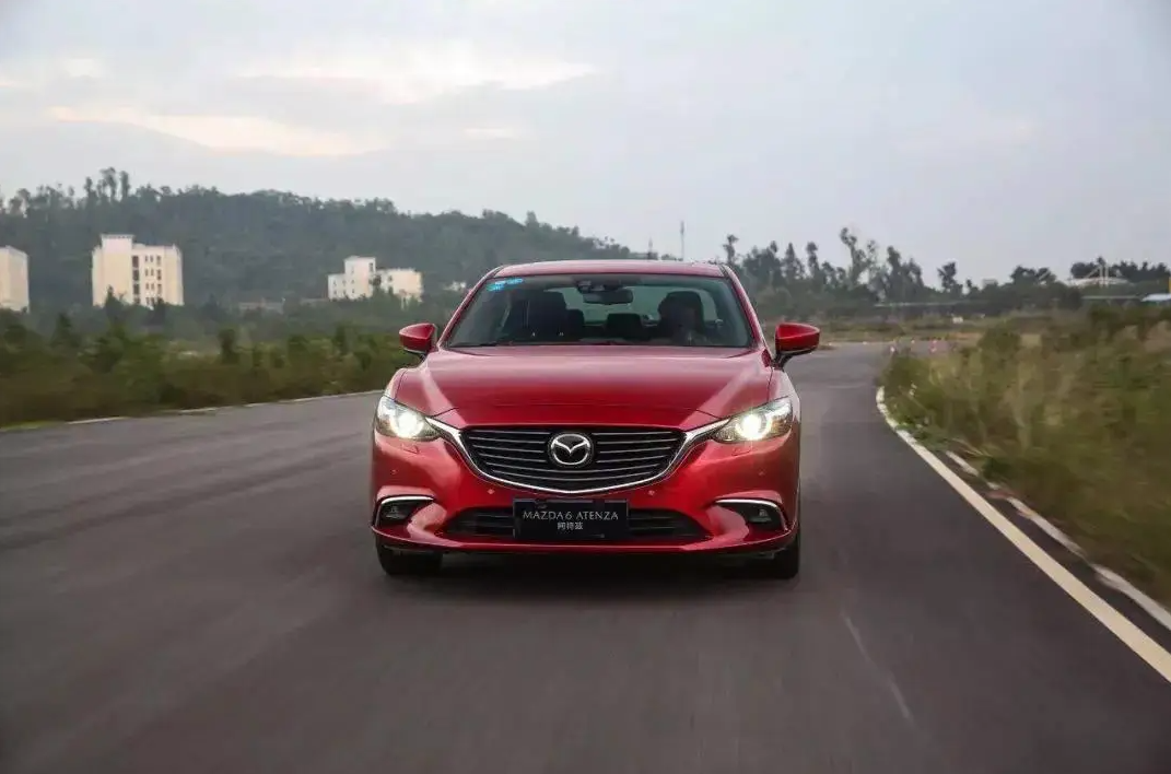 行业丨福克斯、马自达6宣布停产,不降价的油车还有机会吗?插图2 行业丨福克斯、马自达6宣布停产,不降价的油车还有机会吗?