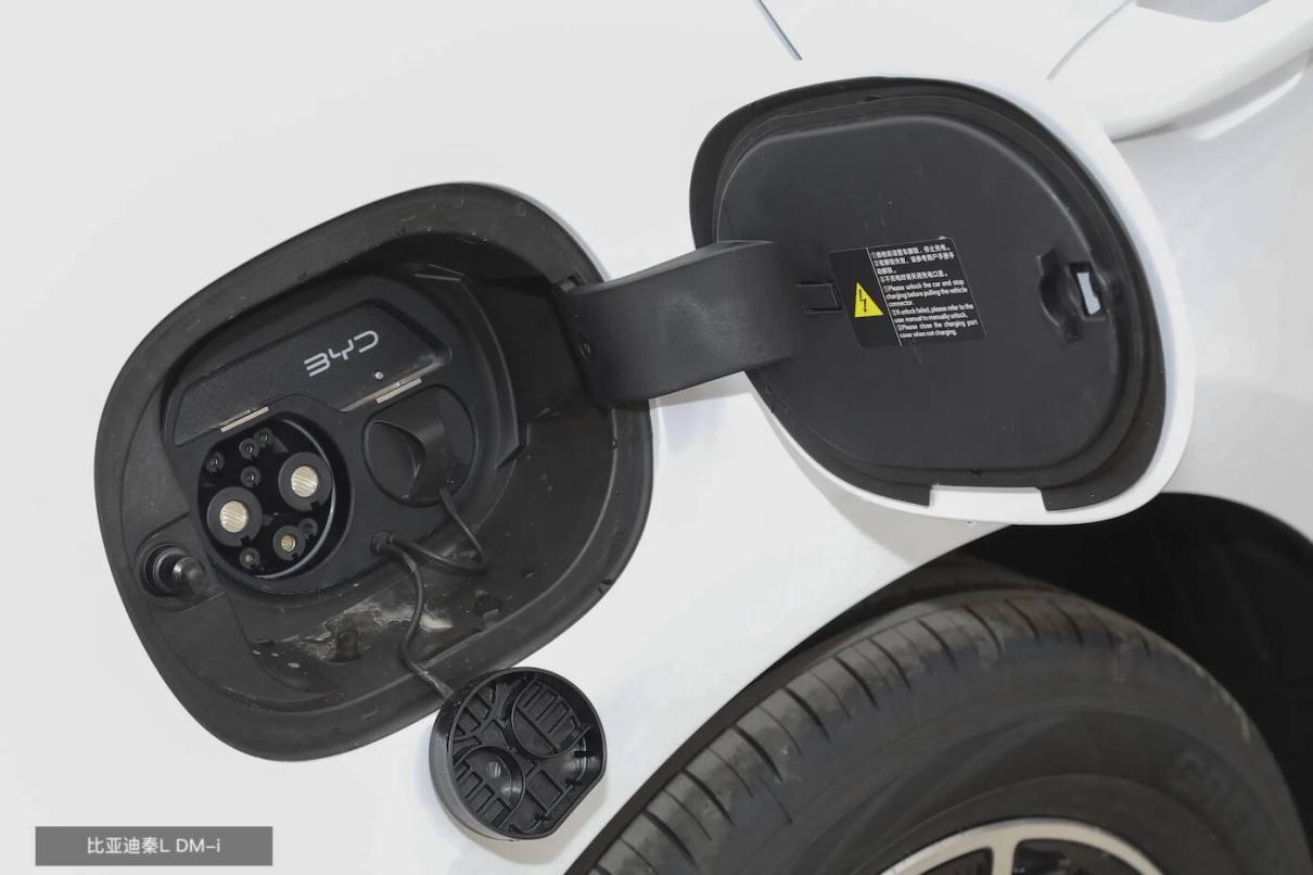 秦L DM-i遇到硬茬儿,启源07增程版11.99万开售,C级车就是不一样插图4 秦L DM-i遇到硬茬儿,启源07增程版11.99万开售,C级车就是不一样插图4