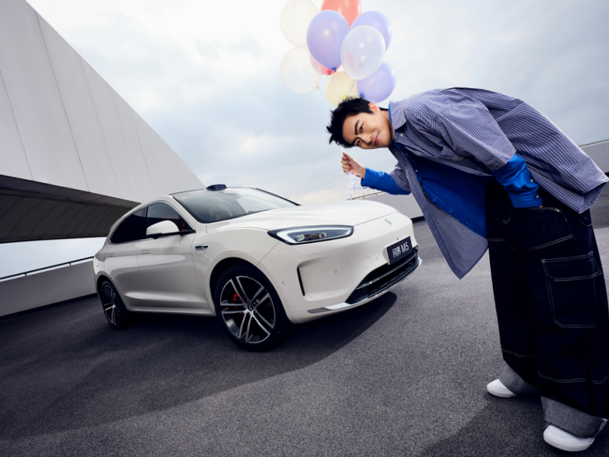 天生出色、五大升级 问界新M5 Ultra将于3月20日上市插图4