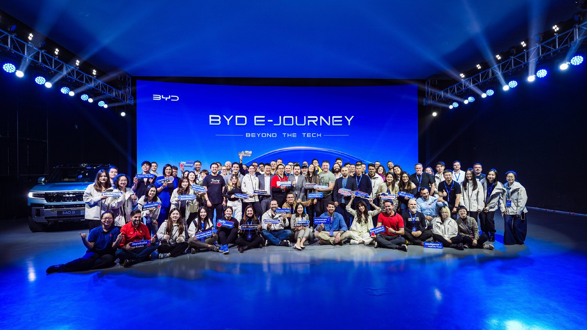 比亚迪2024财报亮眼！新能源龙头的“全能进化”之路插图4