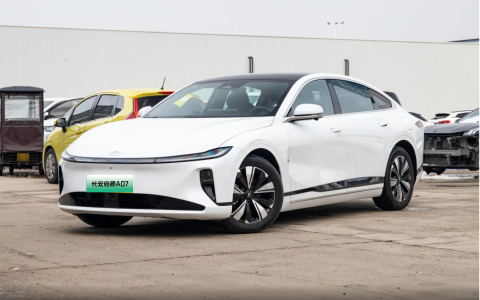 自主品牌竞争加剧，12万买秦L DM-i还是启源A07增程？