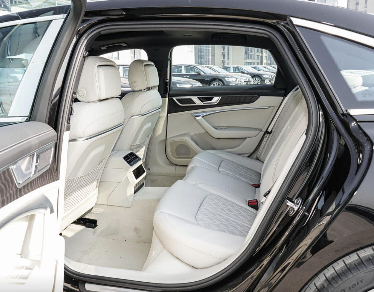 30万就能入手欧洲豪车，沃尔沃S90和奥迪A6L应该如何选？插图15