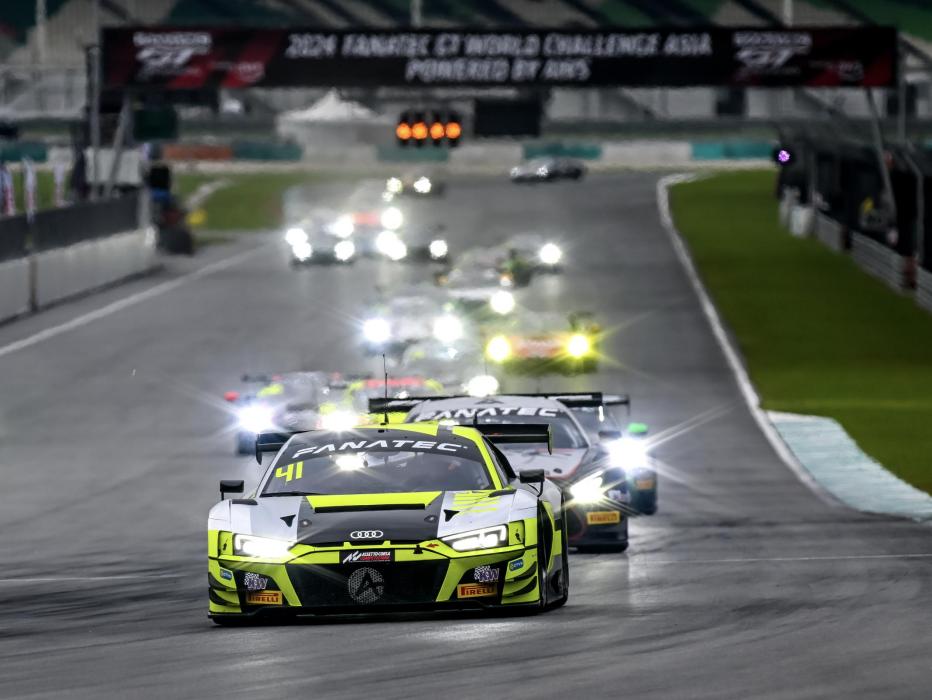 从quattro到赛道霸主：奥迪如何用“速度即方向”超越所有对手？插图1