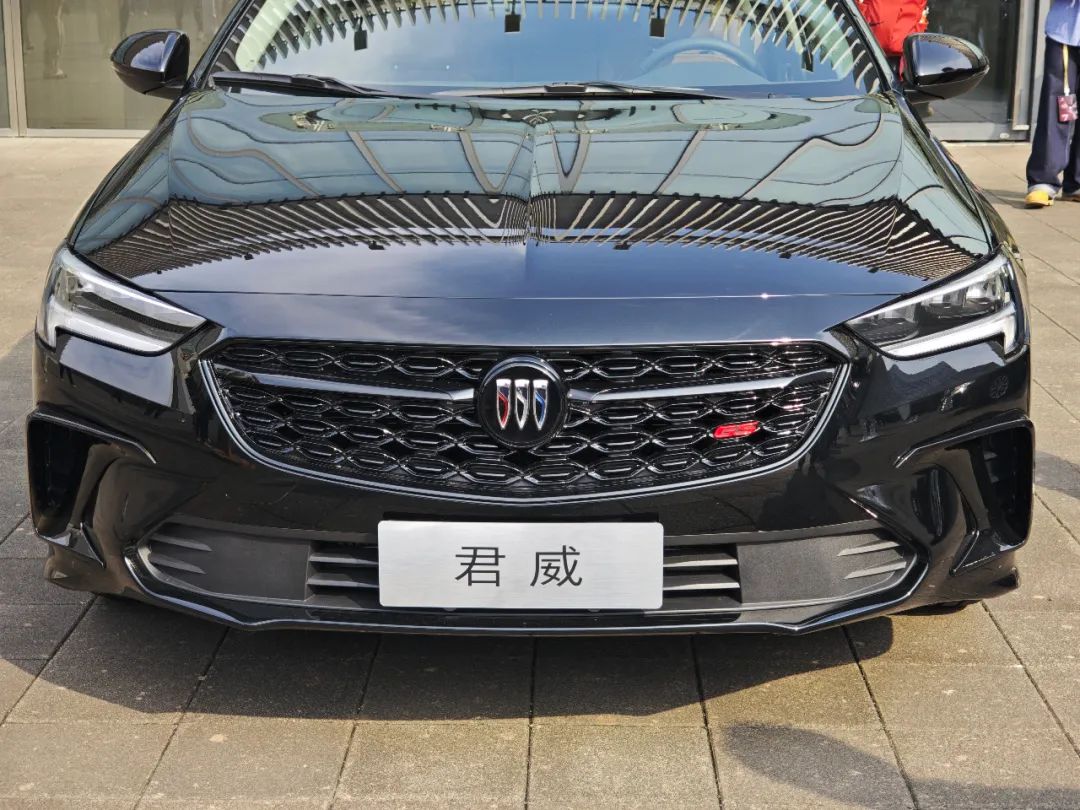 前脸听劝!细看官方版君威GS改装套件插图3 前脸听劝!细看官方版君威GS改装套件插图3