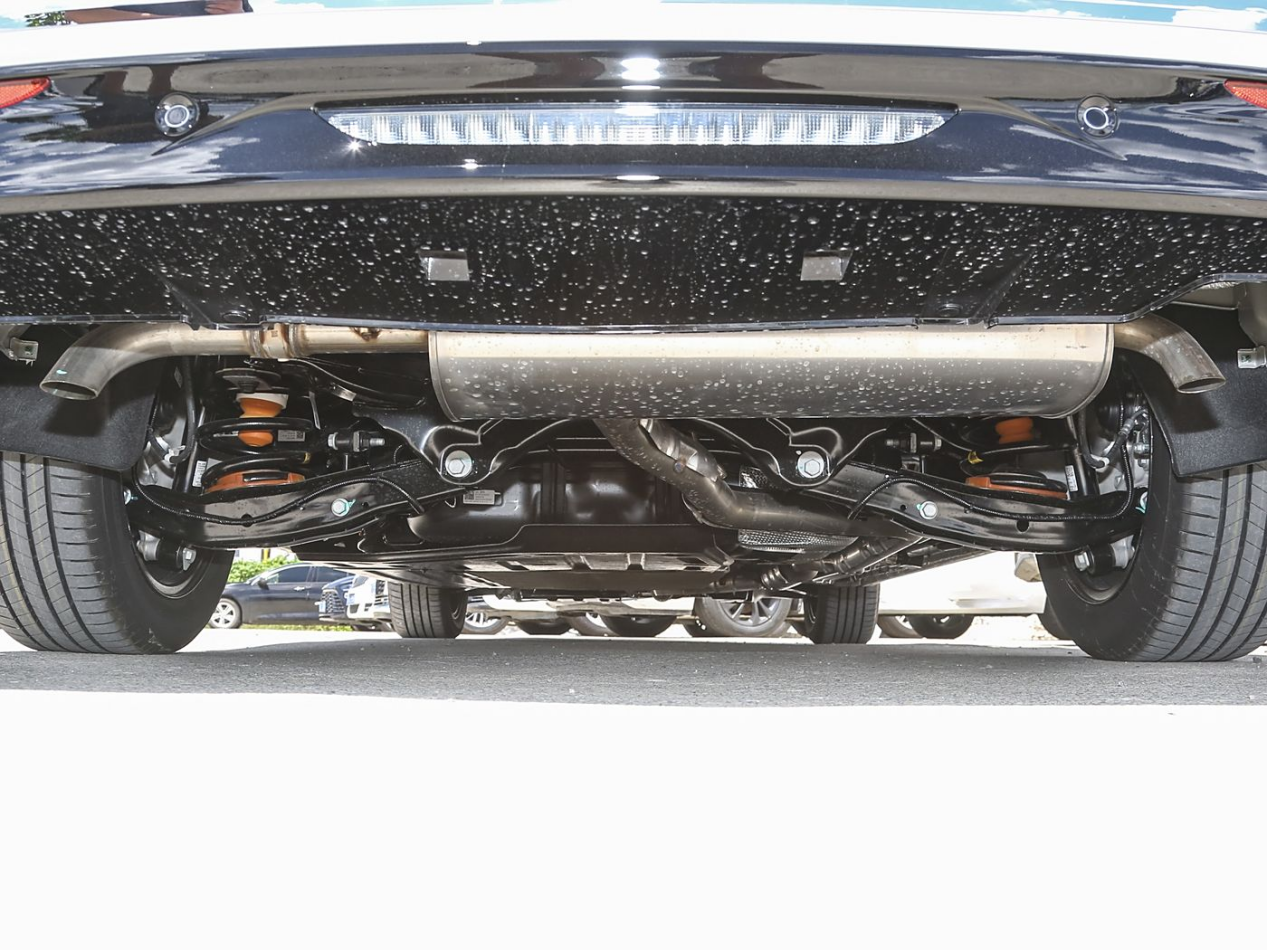 搭载真龙插混系统，轴距3088mm，别克GL8陆尚能否挑战腾势D9？插图9