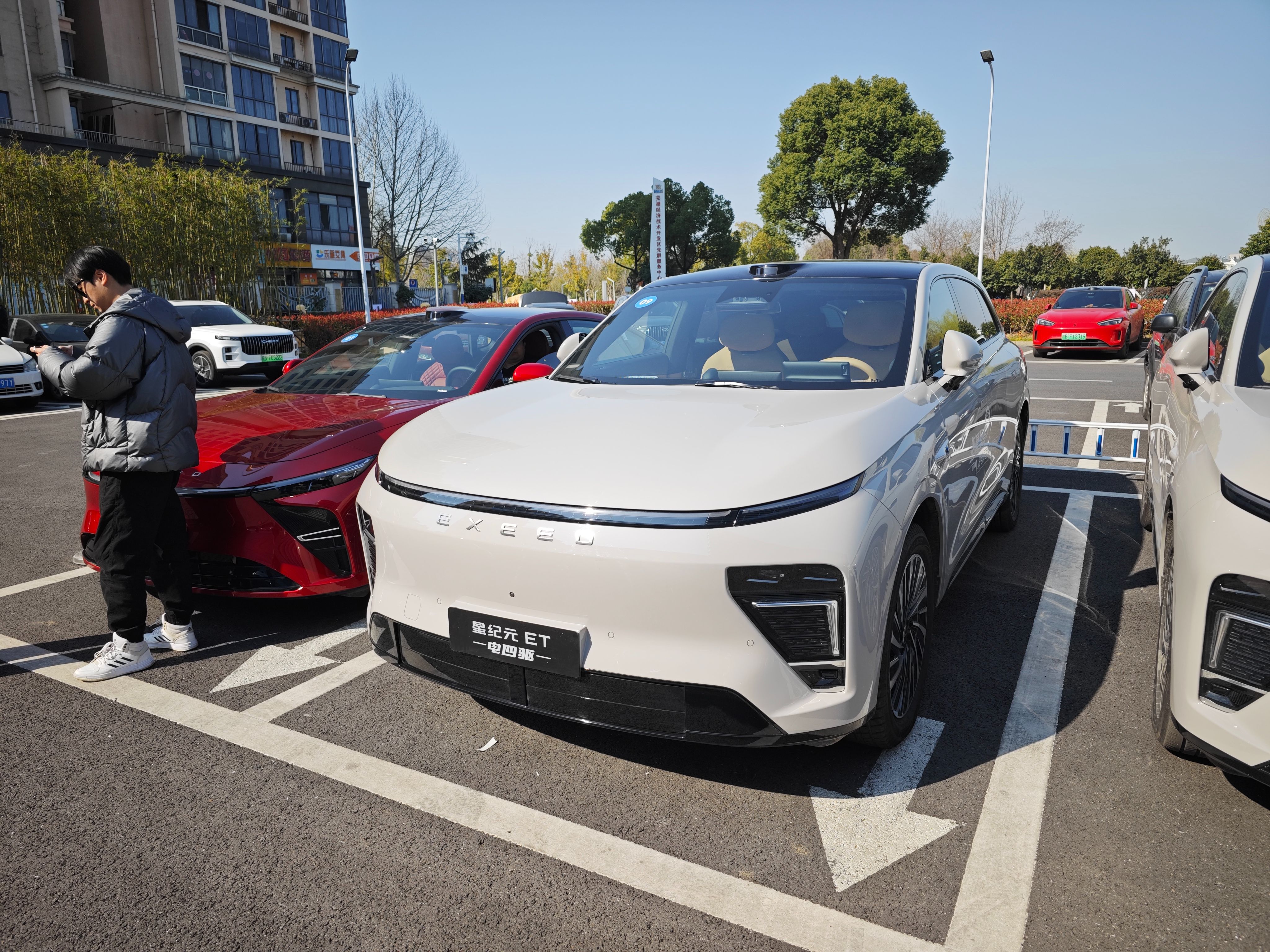 星纪元ET配上猎鹰智驾700,秒变老司机插图 星纪元ET配上猎鹰智驾700,秒变老司机插图