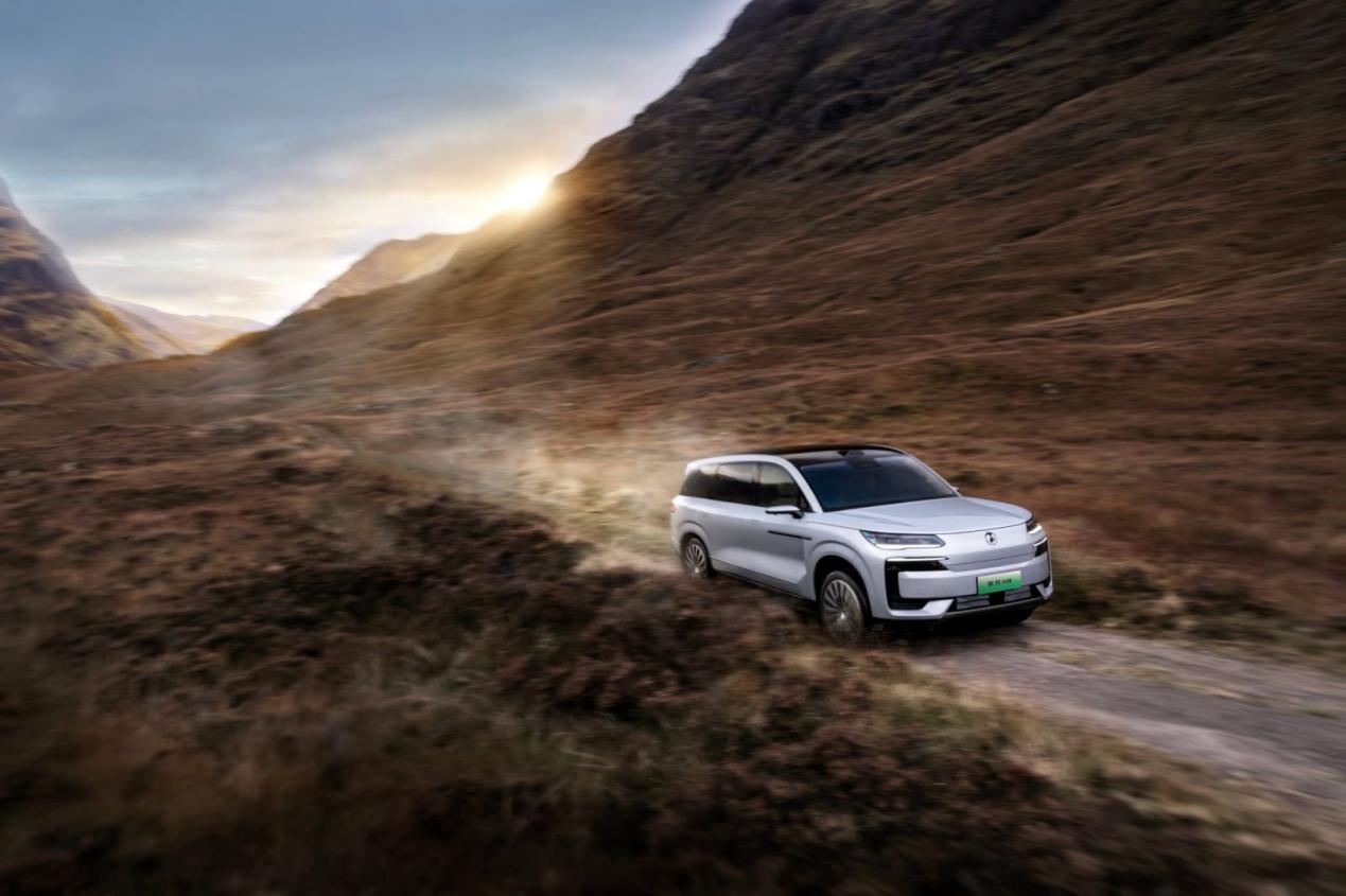 售38.98万起，科技、安全、豪华样样好，带你看腾势N9插图4