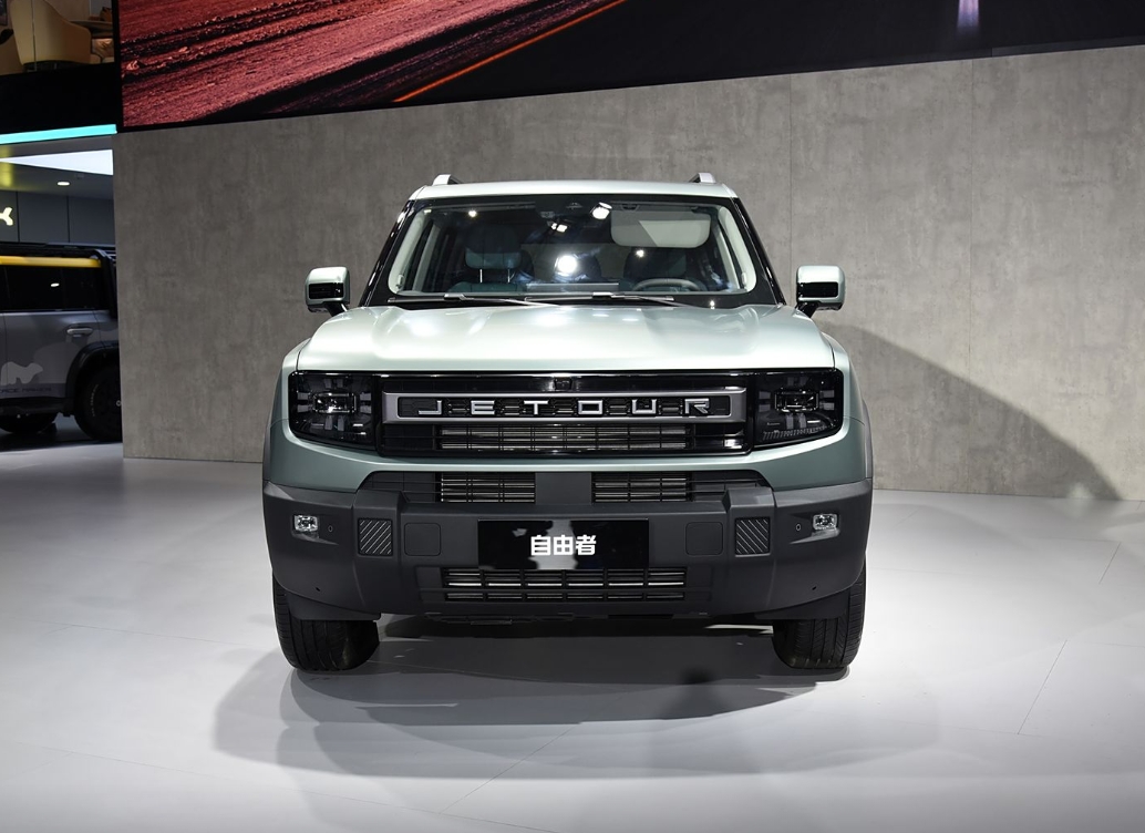 12.49万起！捷途自由者上市，1.6T四驱+机甲风，越野门槛击再降？