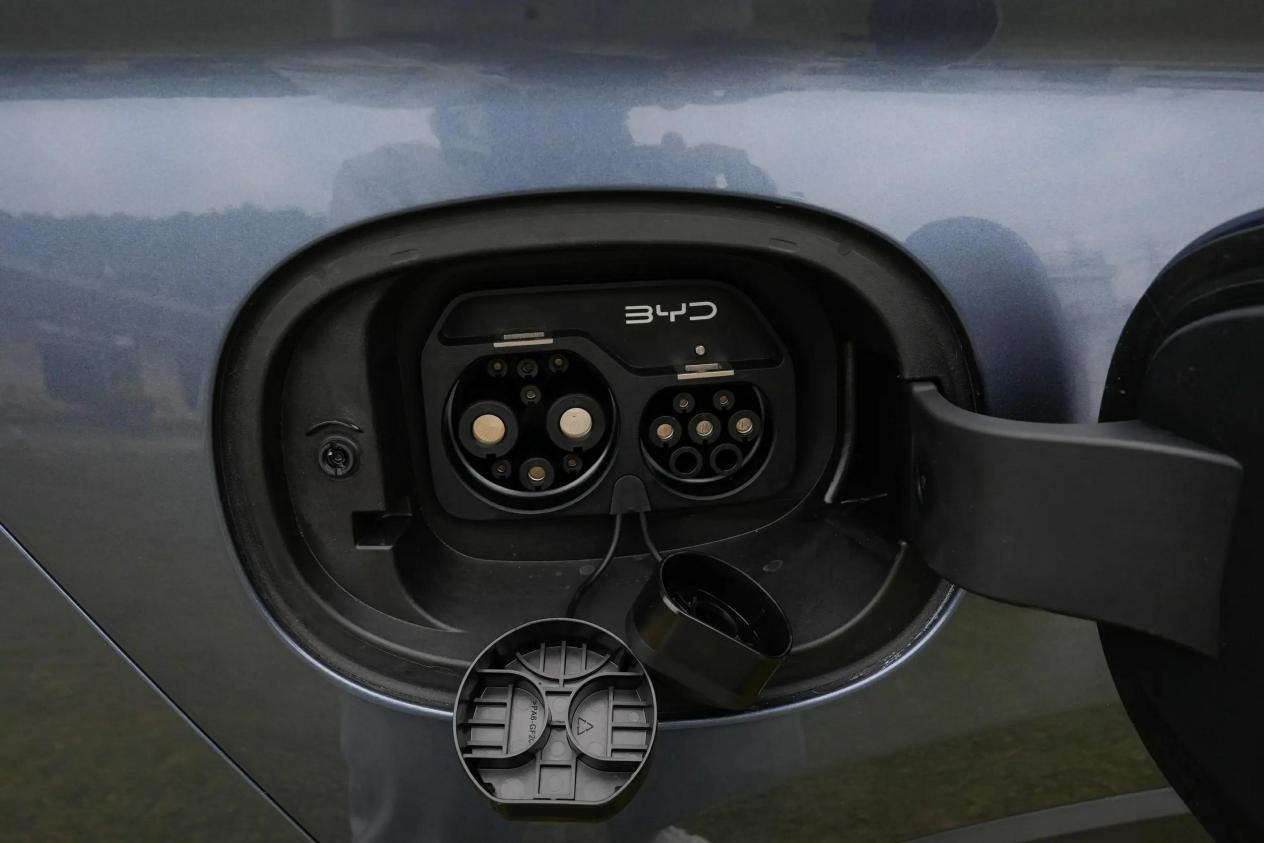 增程VS插混，深蓝S05对上宋Pro DMi，15万预算，选谁更值？插图4