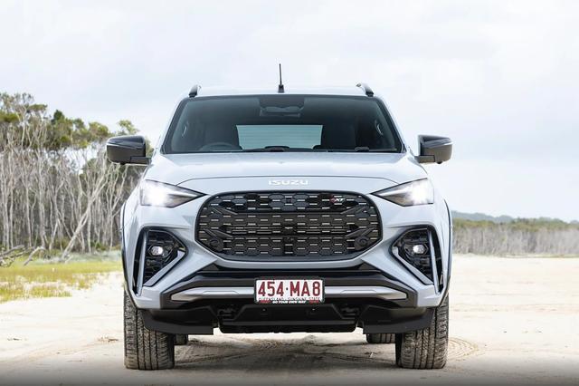 新款又来了，国内还是进不来！新款mu-X牧游侠3.0T柴油机很吸引人