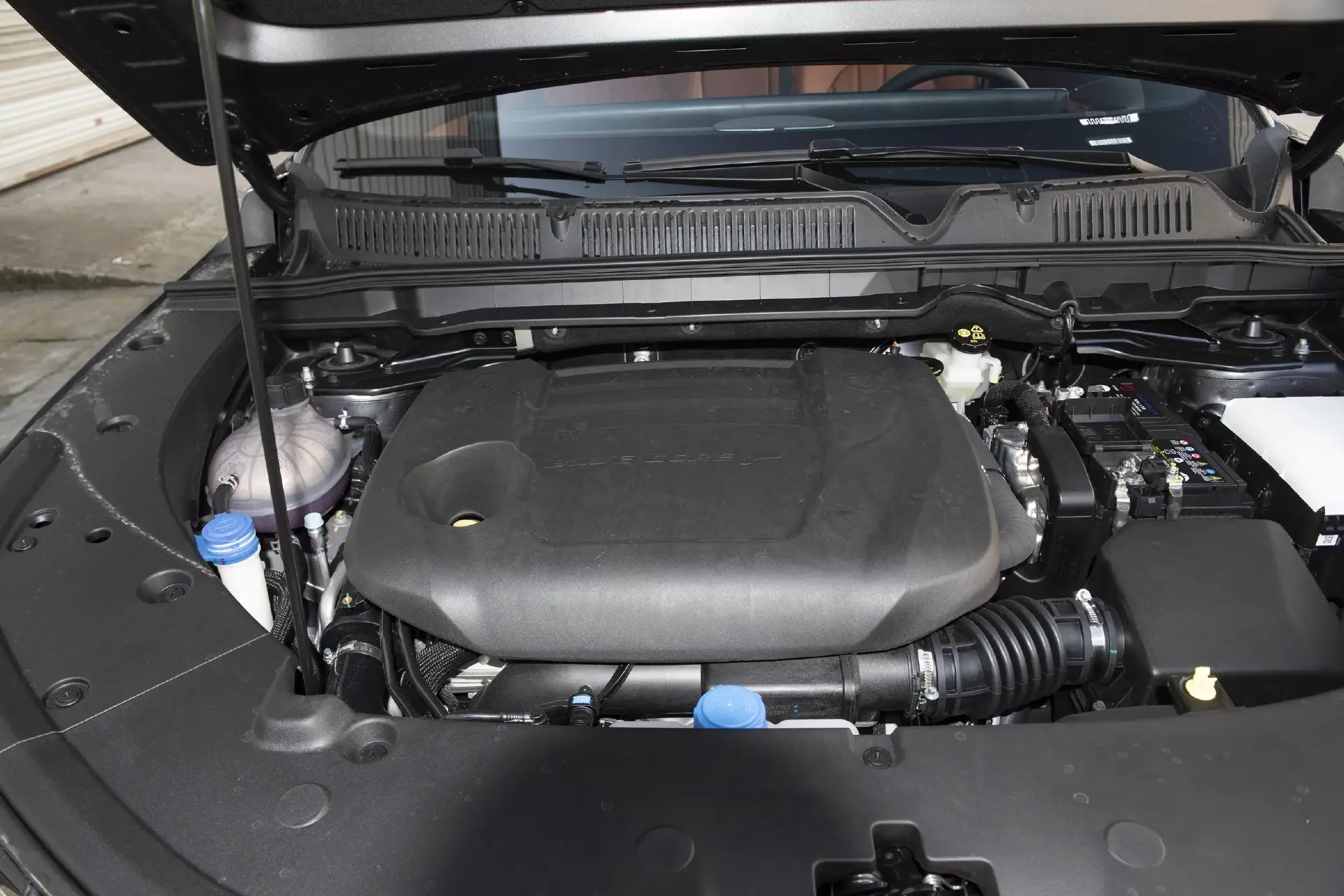 配20英寸轮毂、2.0T+8AT 第四代CS75PLUS Ultra价格只需13万级插图8 配20英寸轮毂、2.0T+8AT 第四代CS75PLUS Ultra价格只需13万级插图8