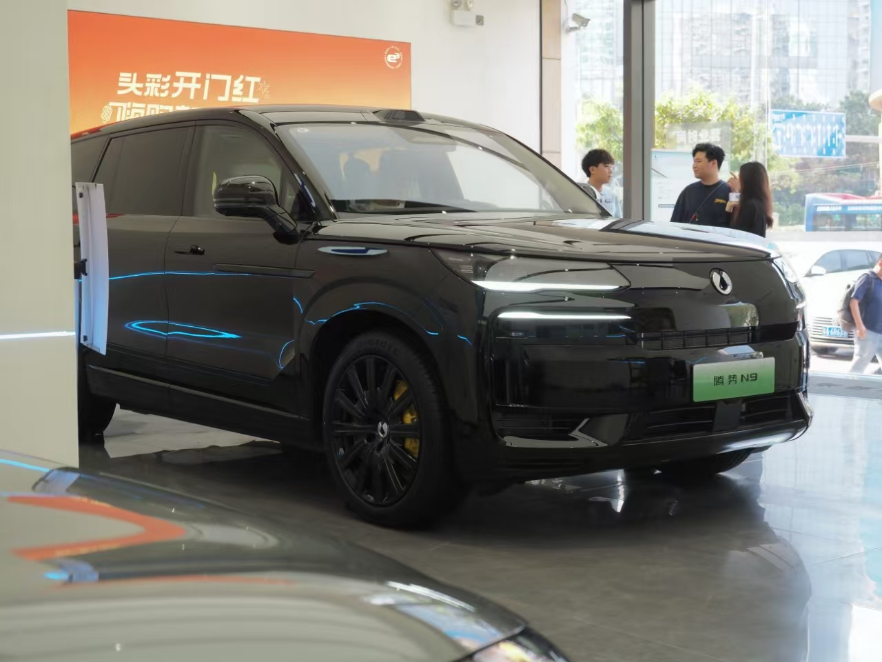 腾势N9以160km/h通过“鱼钩测试”,保时捷卡宴成绩仅为82.4km/h插图4 腾势N9以160km/h通过“鱼钩测试”,保时捷卡宴成绩仅为82.4km/h插图4