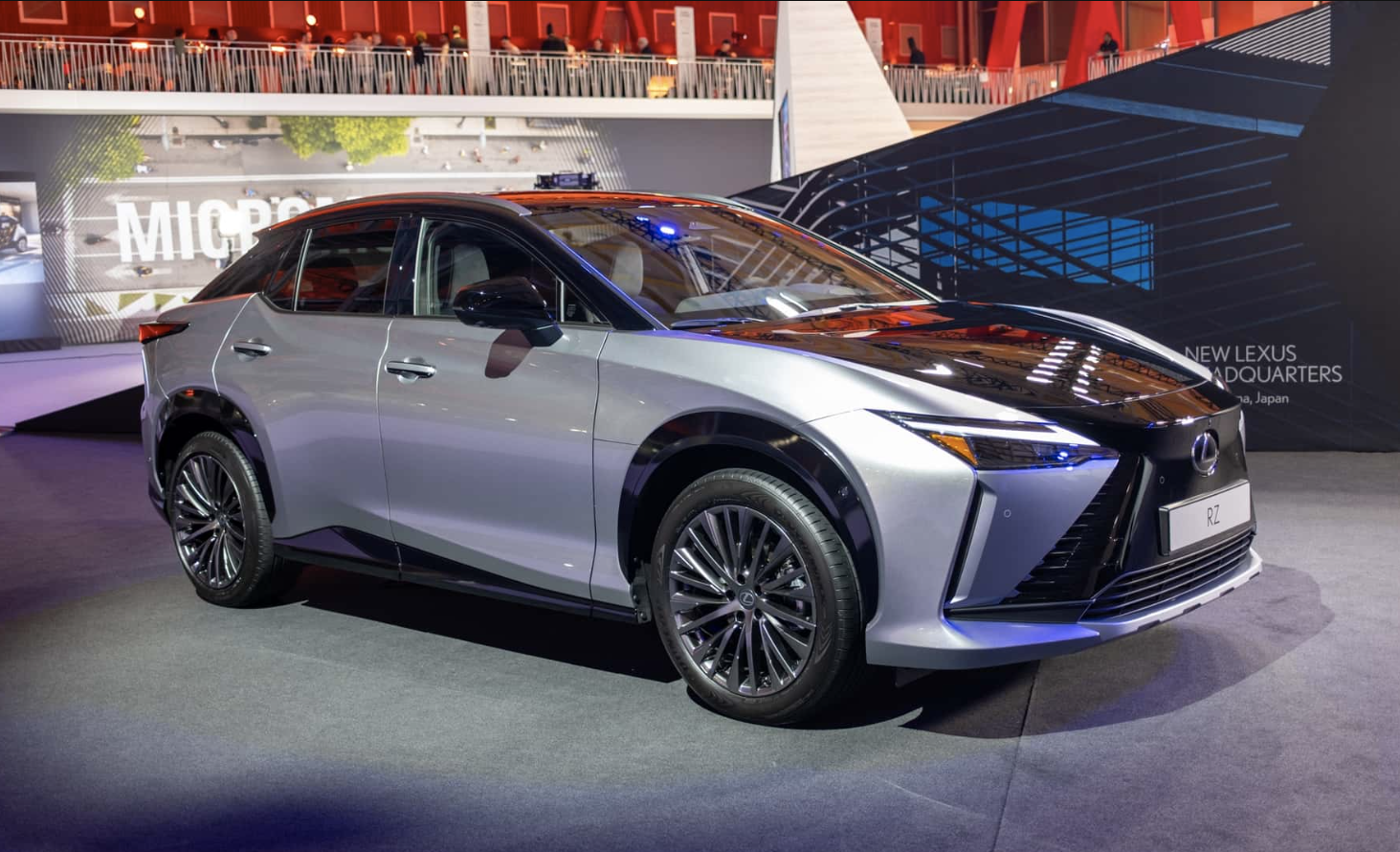 配备8速变速和转向摇杆！新款雷克萨斯RZ亮相插图1