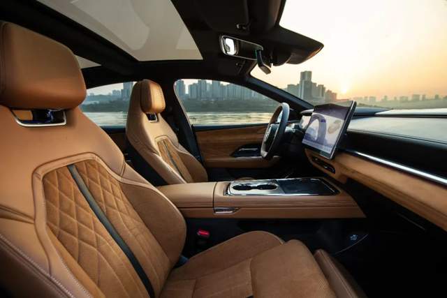 什么才是良心？当马自达EZ-6卖到9.98，国产新能源羞红了脸