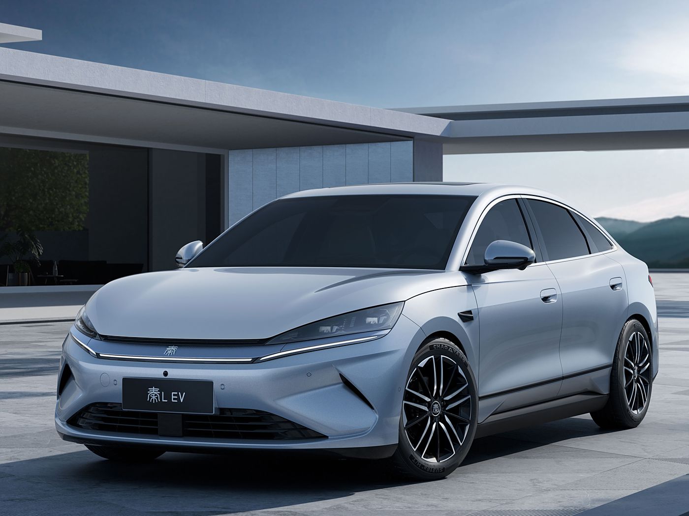 比亚迪秦L EV前瞻：续航545km 或售12.98万元起插图