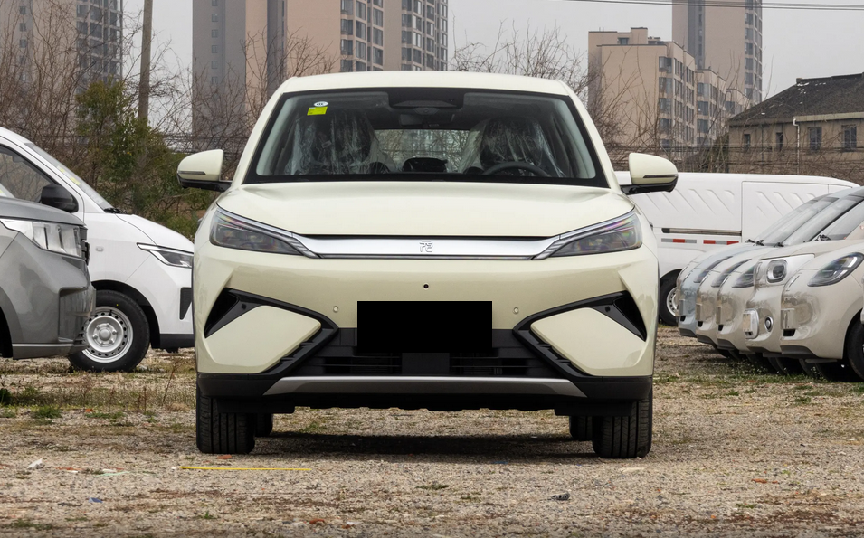 入门即满配？11.58万元起售，高阶智驾、车载冰箱买它就都有了