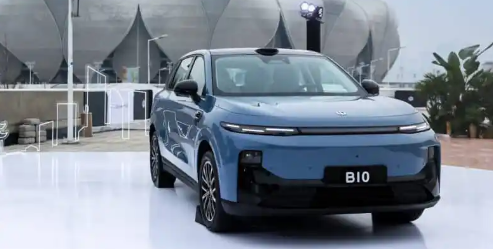 零跑B10将于4月10日上市!预售价区间为10.98-13.98万元插图 零跑B10将于4月10日上市!预售价区间为10.98-13.98万元插图