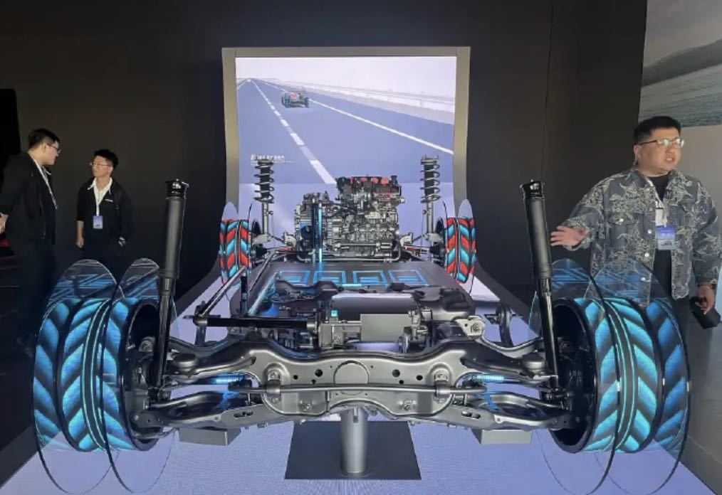 零百加速7秒1 油耗百公里5.9L7万级的缤瑞COOL值得买么？